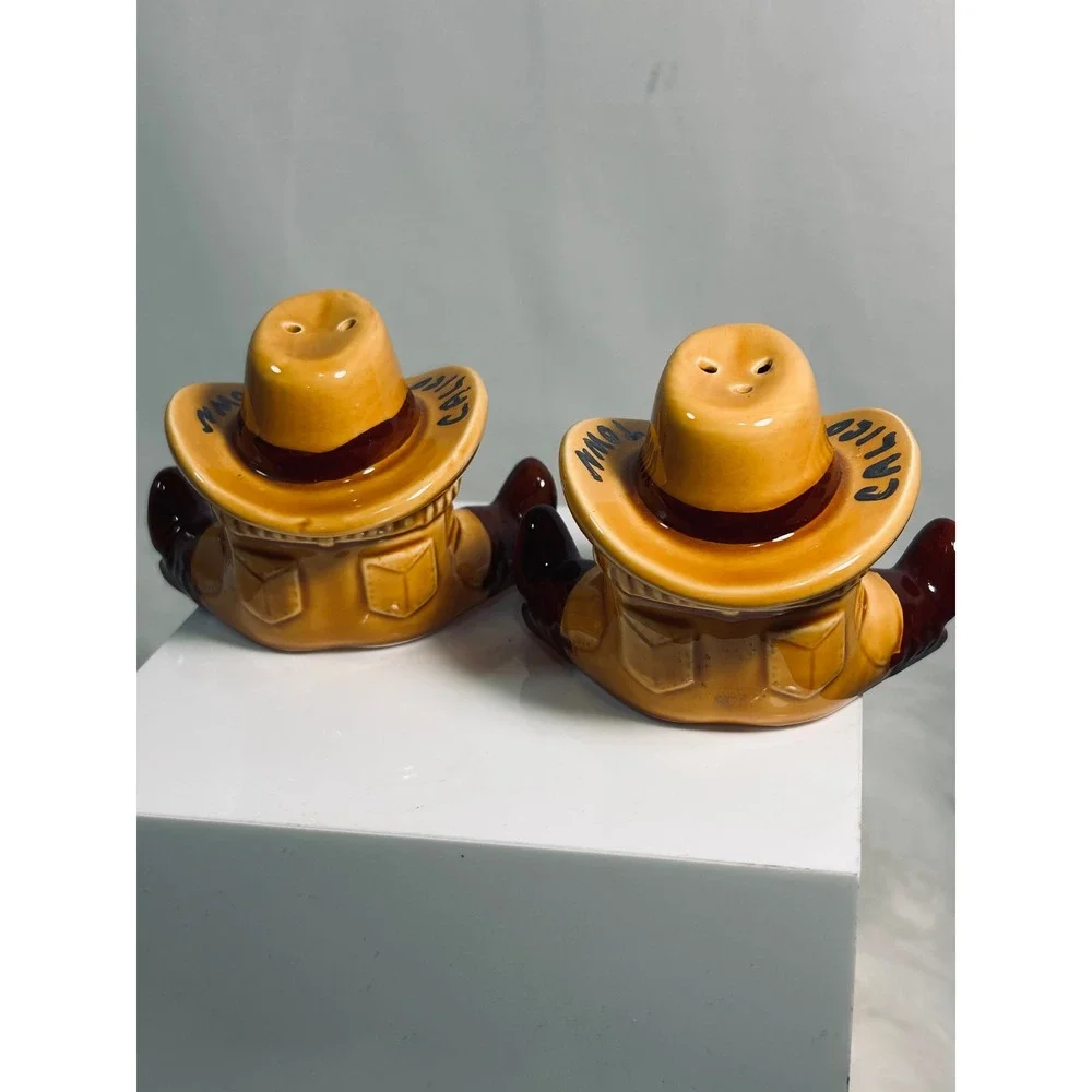 Vintage Calico Ghost Town California Cowboy Hat and Boots Salt Pepper Shakers‎